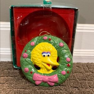 Vintage 1988 Sesame Street Big Bird Wreath Holiday Ornament Muppet’s Porcelain